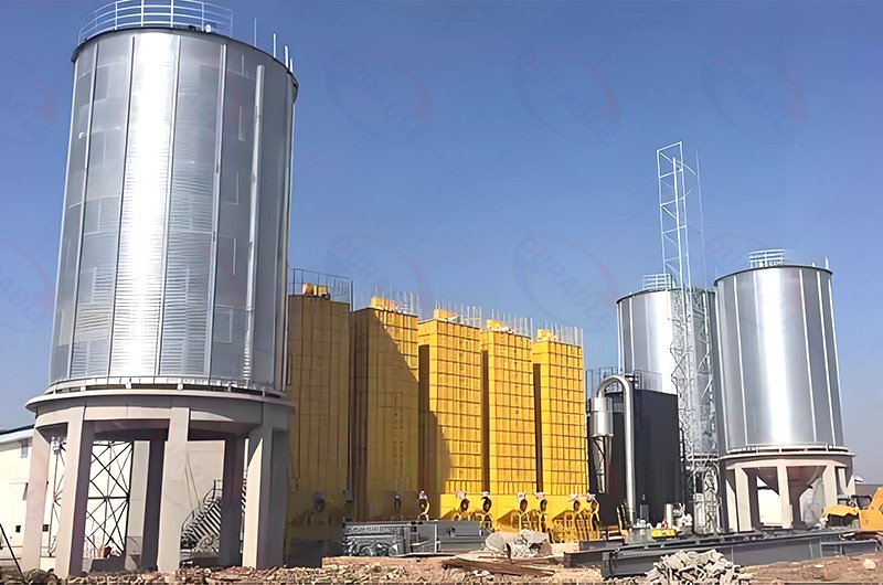 Bolted silos for storing grain