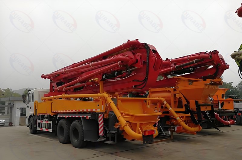 Concrete Boom Pump