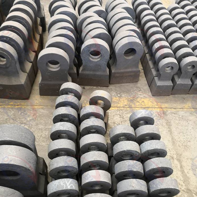 Wood crusher hammers