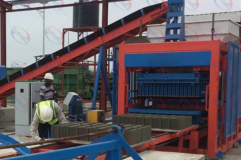 Semi-automatic Interlocking Brick Machine