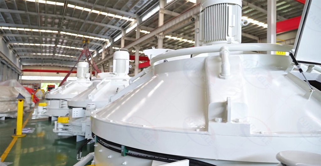 Planetary concrete mixer for concrete product manufacturing