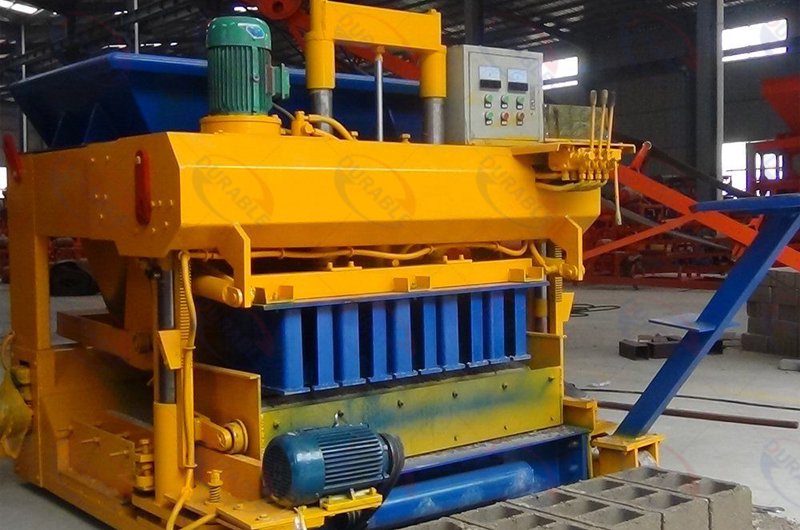 Automatic Concrete Block Machine