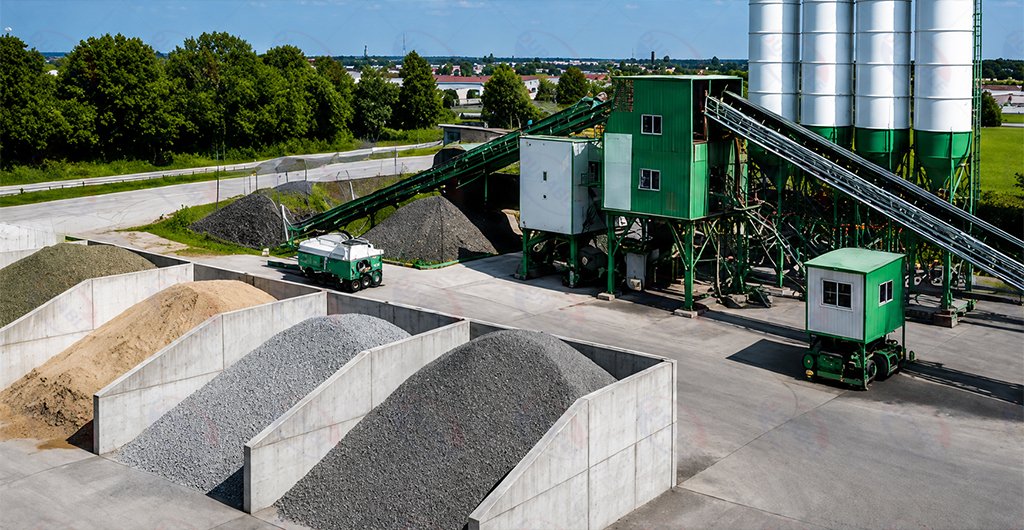 Aggregate storage and batching control for stable concrete quality